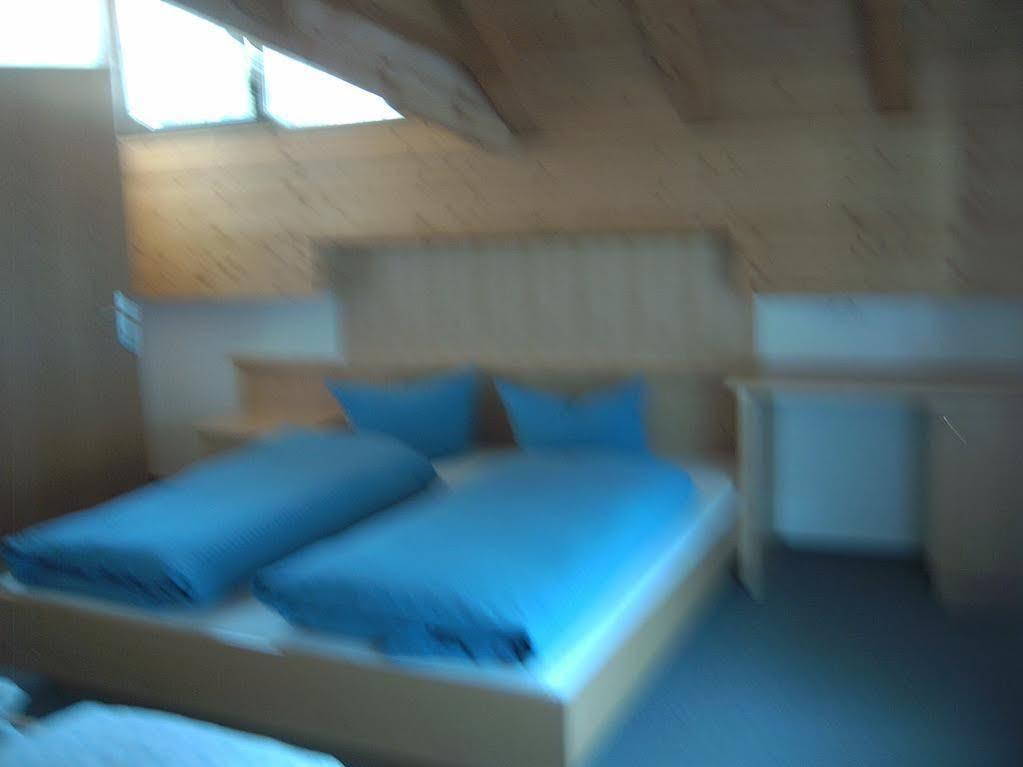 Haus Dorfschmied Hotel Флирш Екстериор снимка