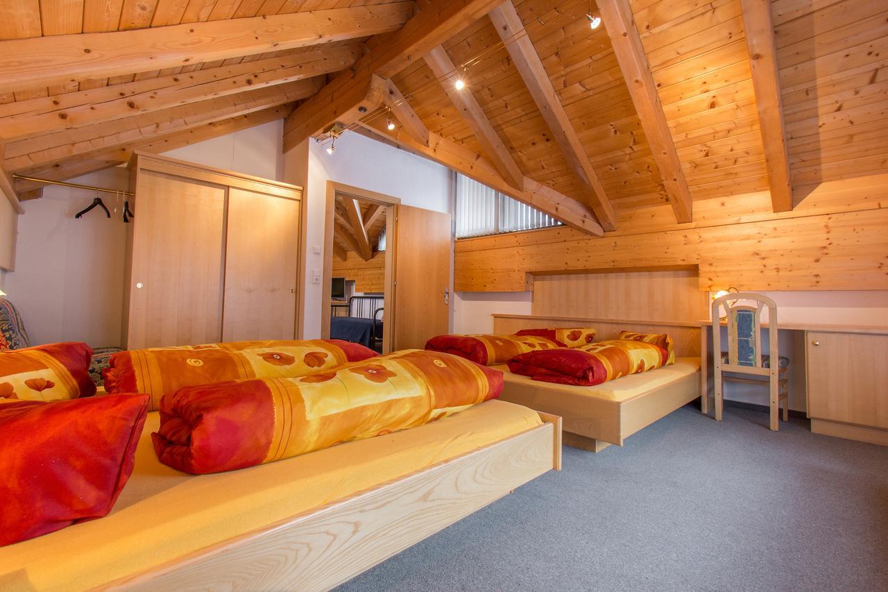 Haus Dorfschmied Hotel Флирш Екстериор снимка
