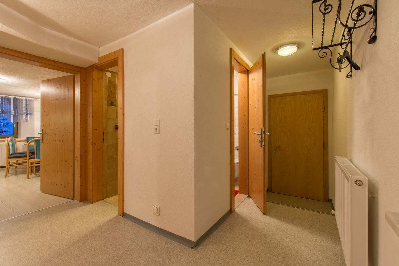 Haus Dorfschmied Hotel Флирш Екстериор снимка