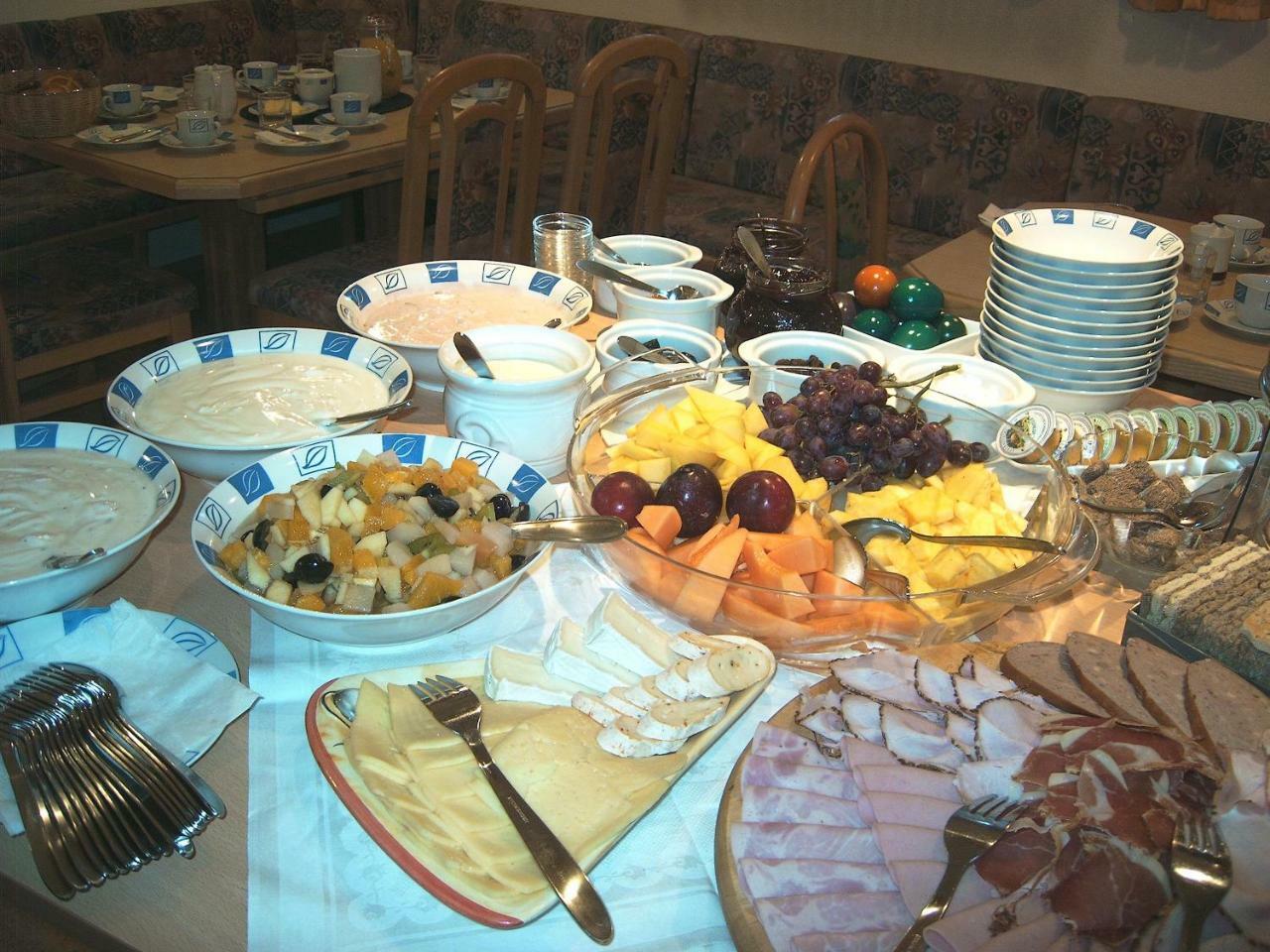 Haus Dorfschmied Hotel Флирш Екстериор снимка